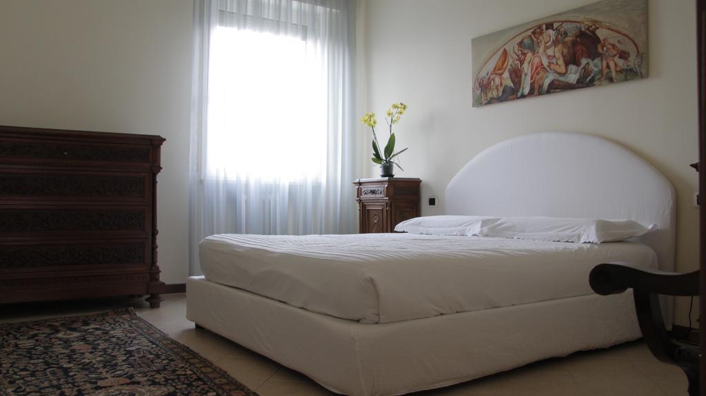Casa Farinati Appartement Verona Kamer foto
